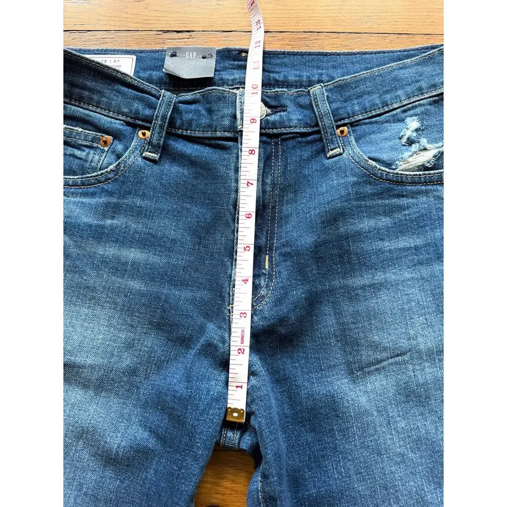 GAP ‘Girlfriend Mid Rise’ Jeans Womens sz 28/6R (NWT)